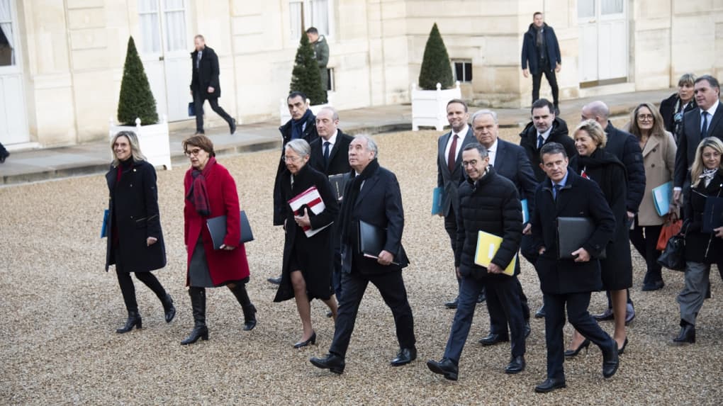 France : Premier Conseil des ministres de Bayrou, qui voit "un chemin" pour sortir de l'instabilité